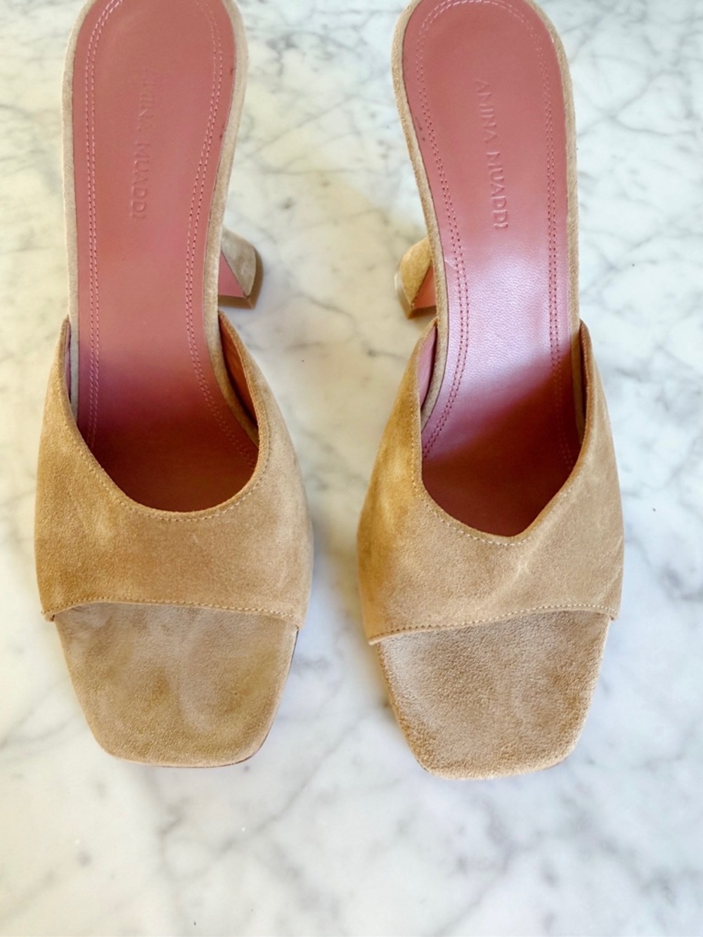 Amina Muaddi tan suede heeled sandal. NWOT. NEVER WORN. EXCELLENT CONDITION